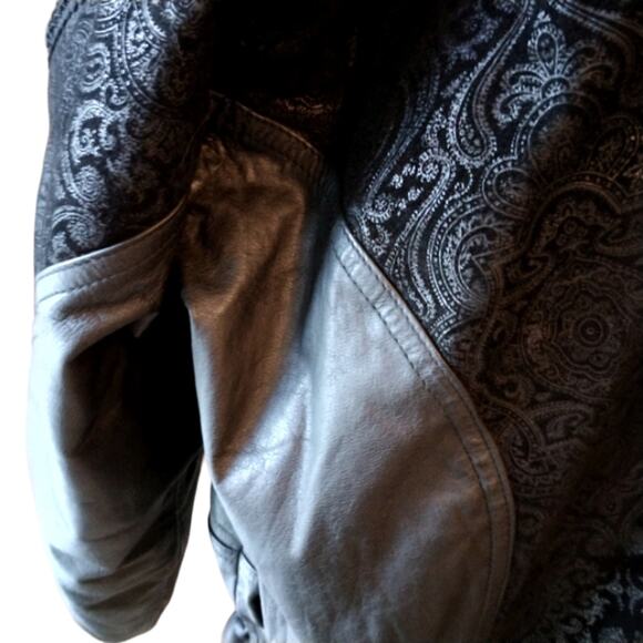 Y2K Bomber Jacket Sz M Black Texture Leather Patchwork Moto Collect VNT 80s - Picture 2 of 16